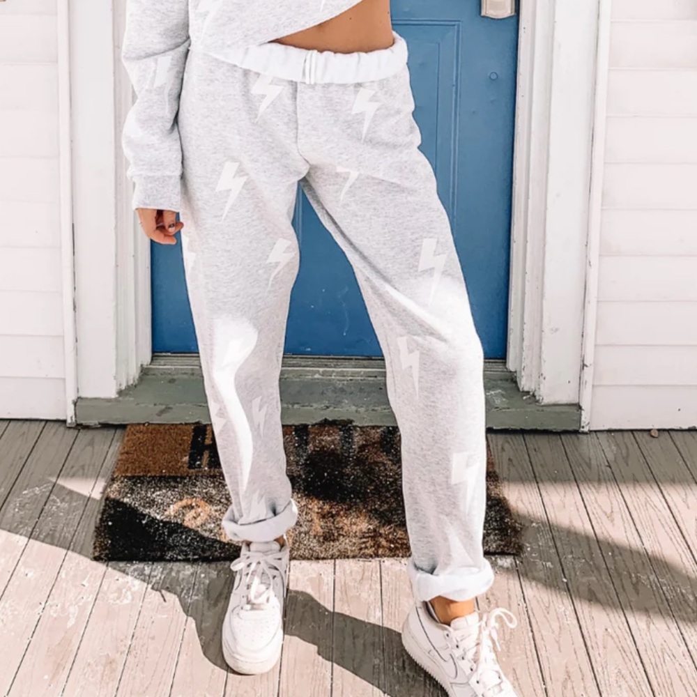 Starfit lightening bolt sweatpants in grey, size medium